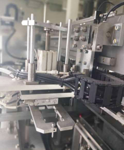 Takara Comet TTM 11 Molding Machine