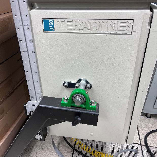 Teradyne J 750 Tester