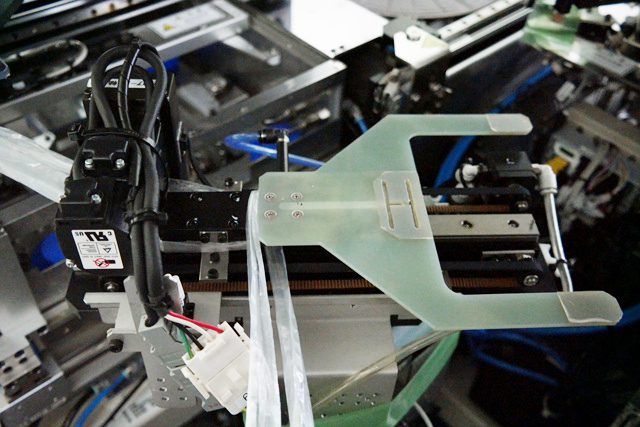 Daitron / Emtec CVP 320 Wafer Edge Grinder