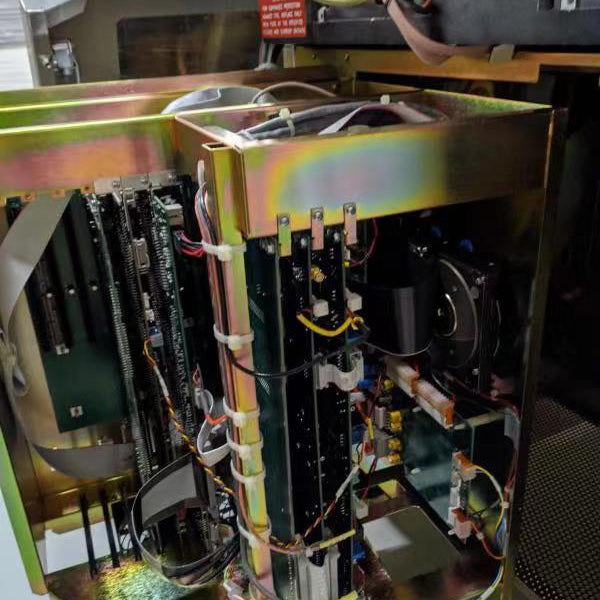 KLA Surfscan 6220 Particle Defect System