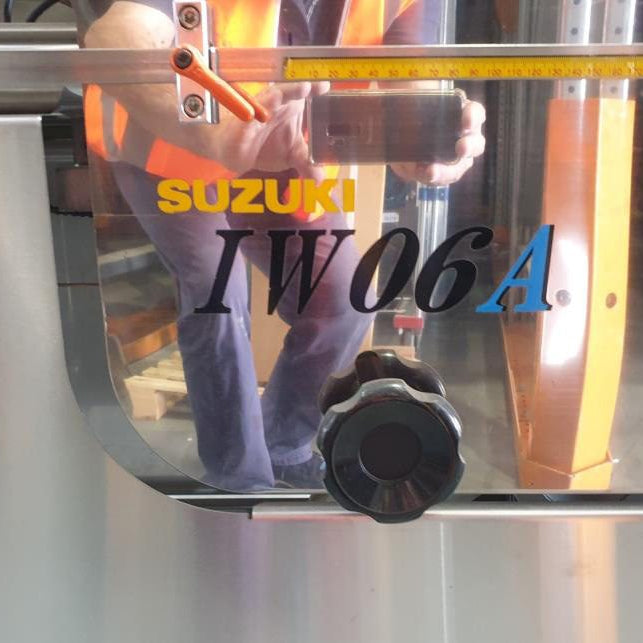 Suzuki IW 06 A