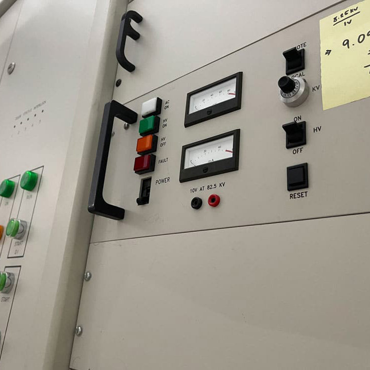 Varian E 1000 HP Ion Implanter