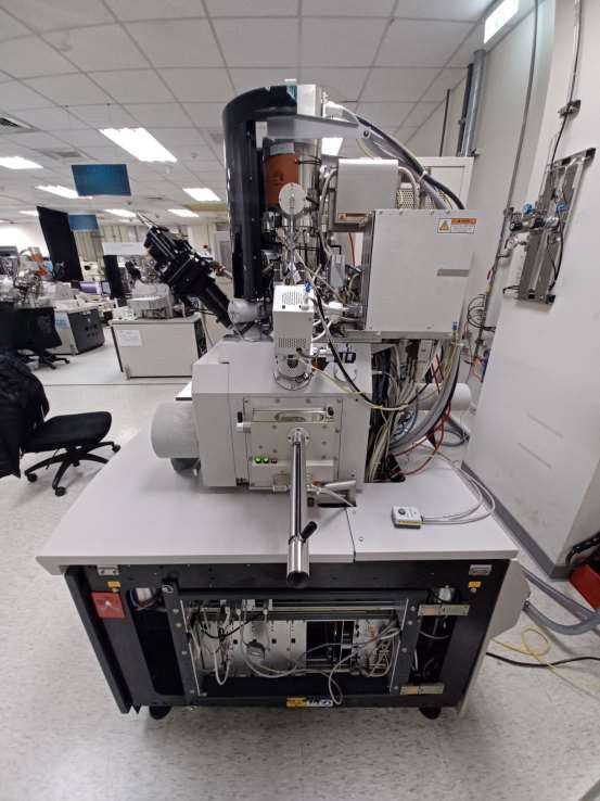 Thermo Fisher Scientific / FEI Helios NanoLab 600 FIB (Focused Ion Beam)