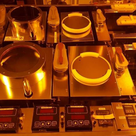 SVG 8836 HPO Photoresist Coater / Developer