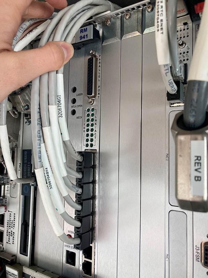 ESI HD 9830 Laser Repair System