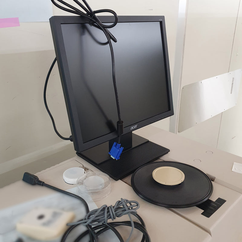 Beckman DU 650 i Spectrophotometer