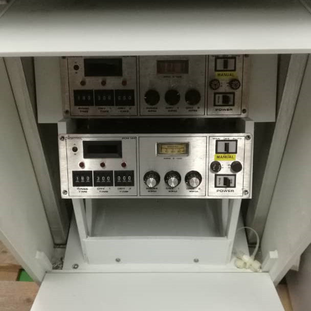 Semitool SRD (Spin Rinse Dryer)