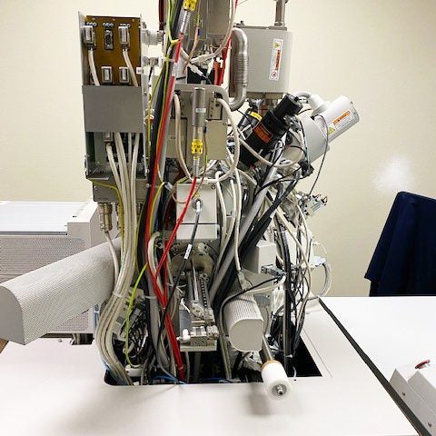 Thermo Fisher Scientific / FEI Helios NanoLab 400 FIB-SEM (Focused Ion Beam - Scanning Electron Microscope)