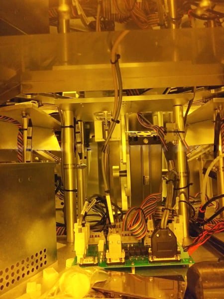 KLA 8100 XPT CD-SEM (Critical Dimension Scanning Electron Microscope)