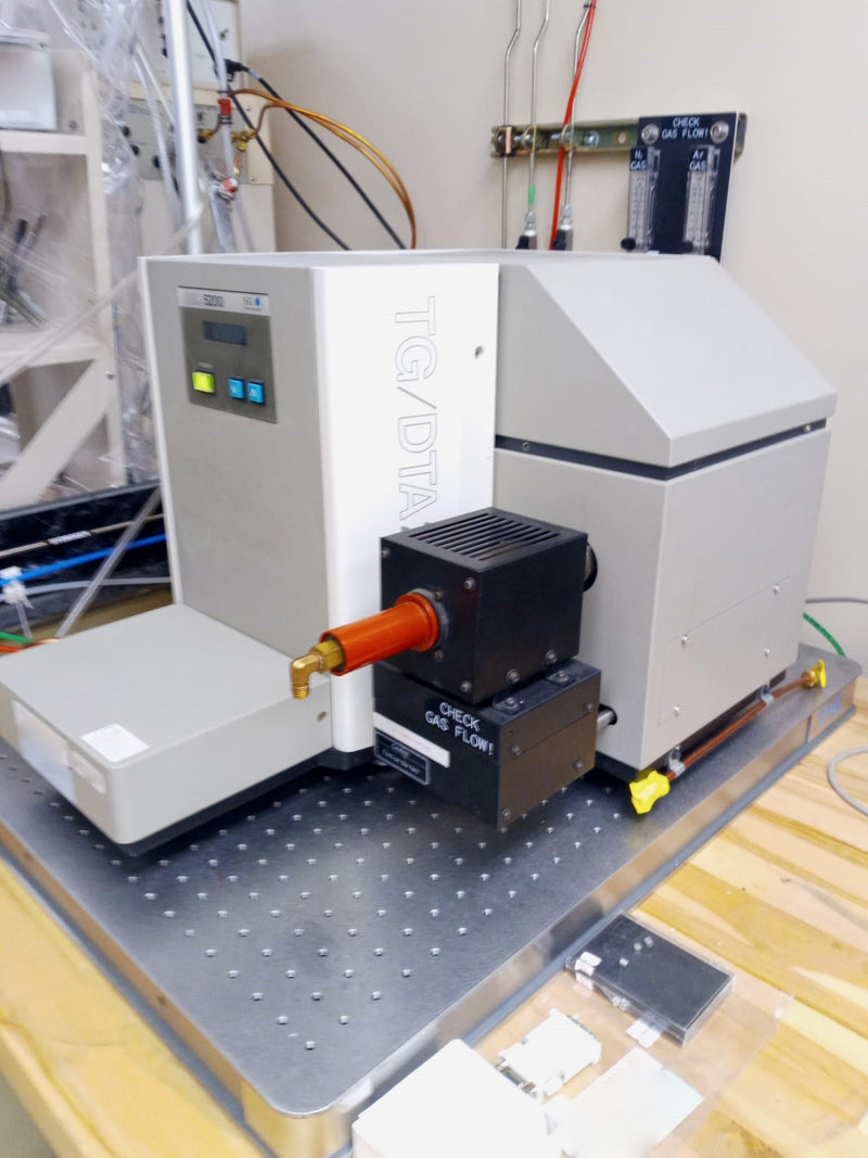 SII Nanotechnology TG/DTA 220 Thermogravimeter