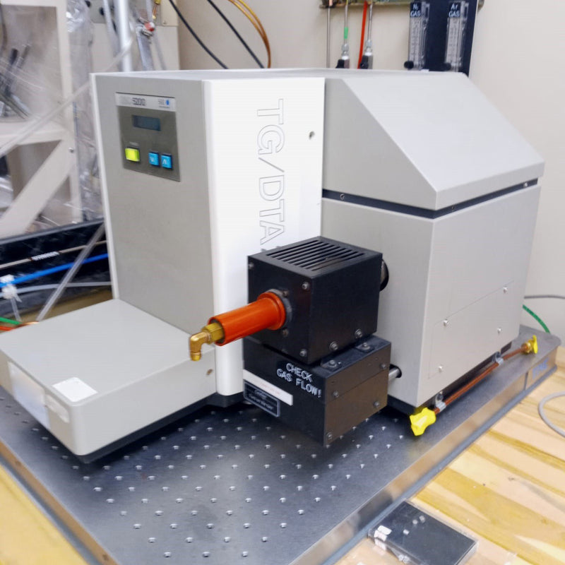 SII Nanotechnology TG/DTA 220 Thermogravimeter