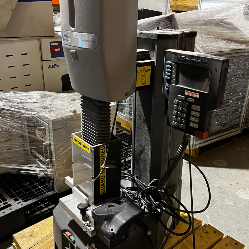 Wilson Hardness RB 2000 / WH 2002 R Hardness Tester
