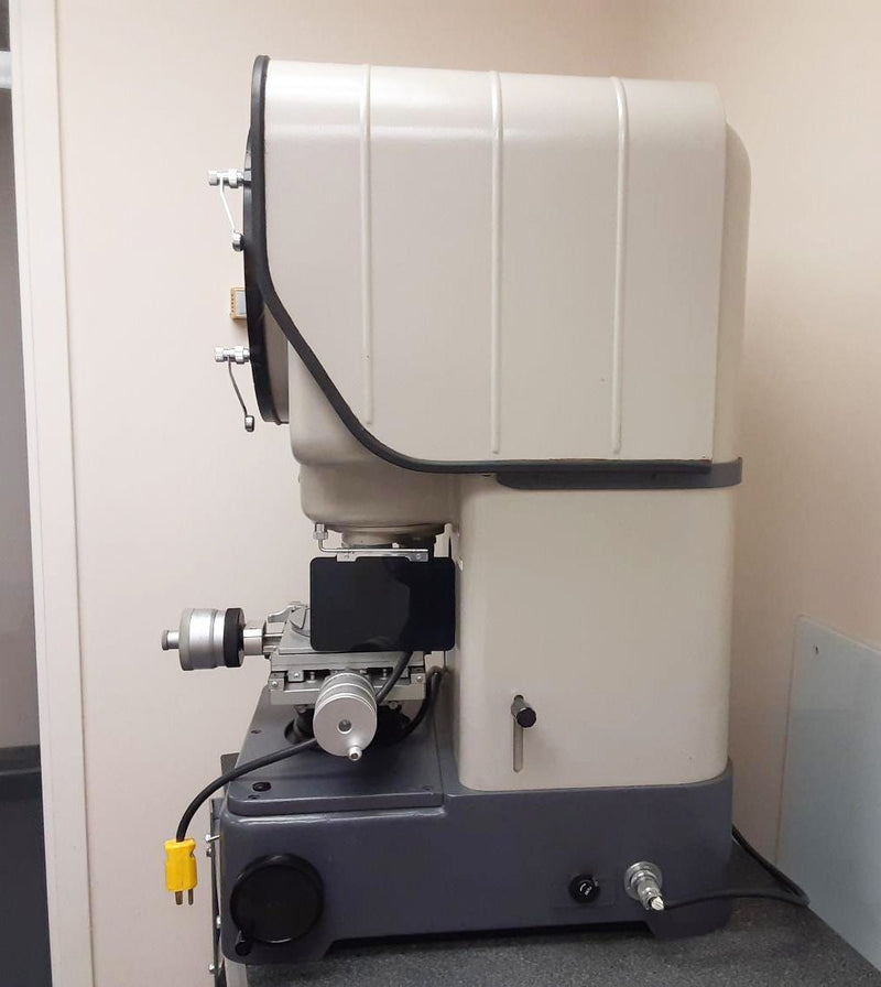 Nikon 6 C 2 Profile Projector