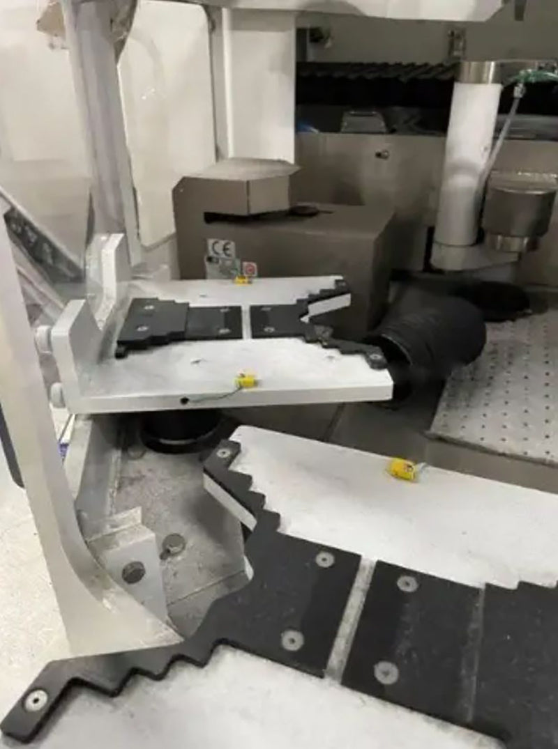 Strasbaugh 7 AF Back Grinder