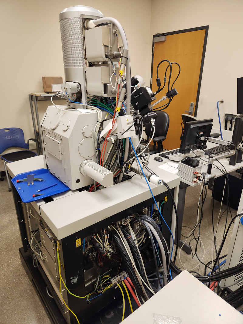 Thermo Fisher Scientific / FEI Nova NanoLab 200 FIB-SEM (Focused Ion Beam - Scanning Electron Microscope)