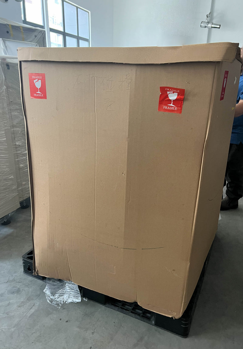 Lintec RAD 2010 M / 12 UV Irradiator