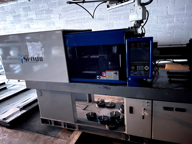 Toyo Si 110 III Injection Molding Machine