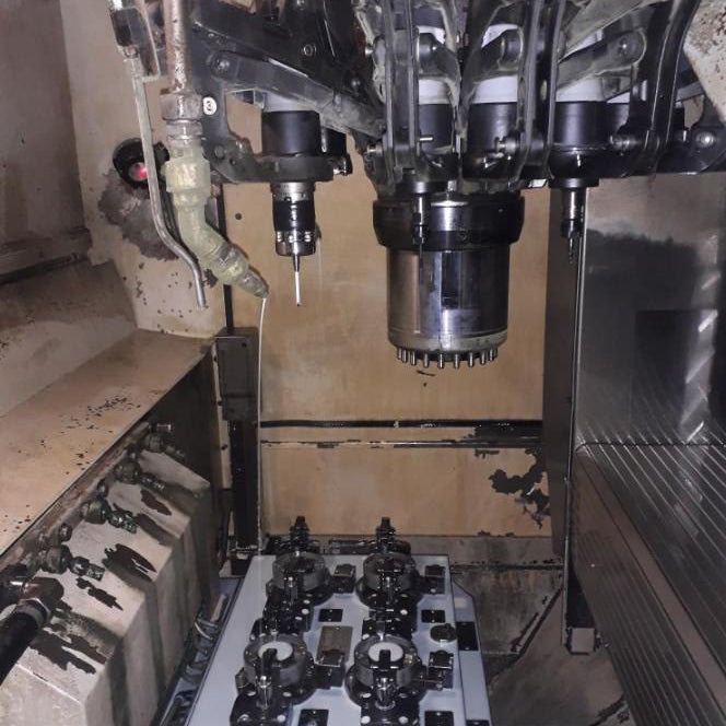 Chiron FZ 15 W Machining Center