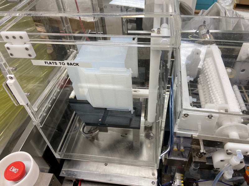 Ontrak DSS 200 Post CMP Scrubber (Chemical Mechanical Polisher)