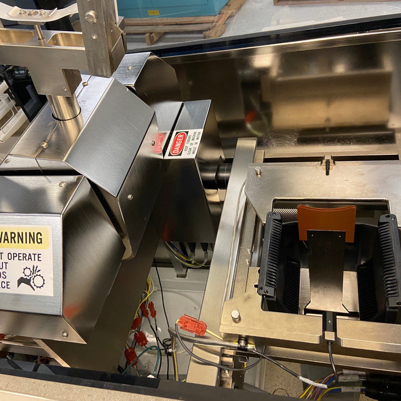 Ontrak DSS 200 Post CMP Scrubber (Chemical Mechanical Polisher)