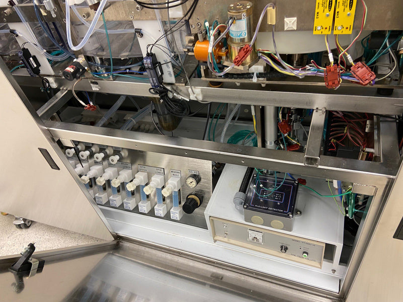 Ontrak DSS 200 Post CMP Scrubber (Chemical Mechanical Polisher)