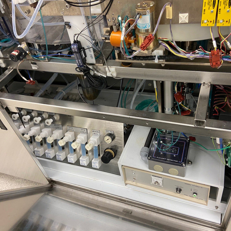 Ontrak DSS 200 Post CMP Scrubber (Chemical Mechanical Polisher)