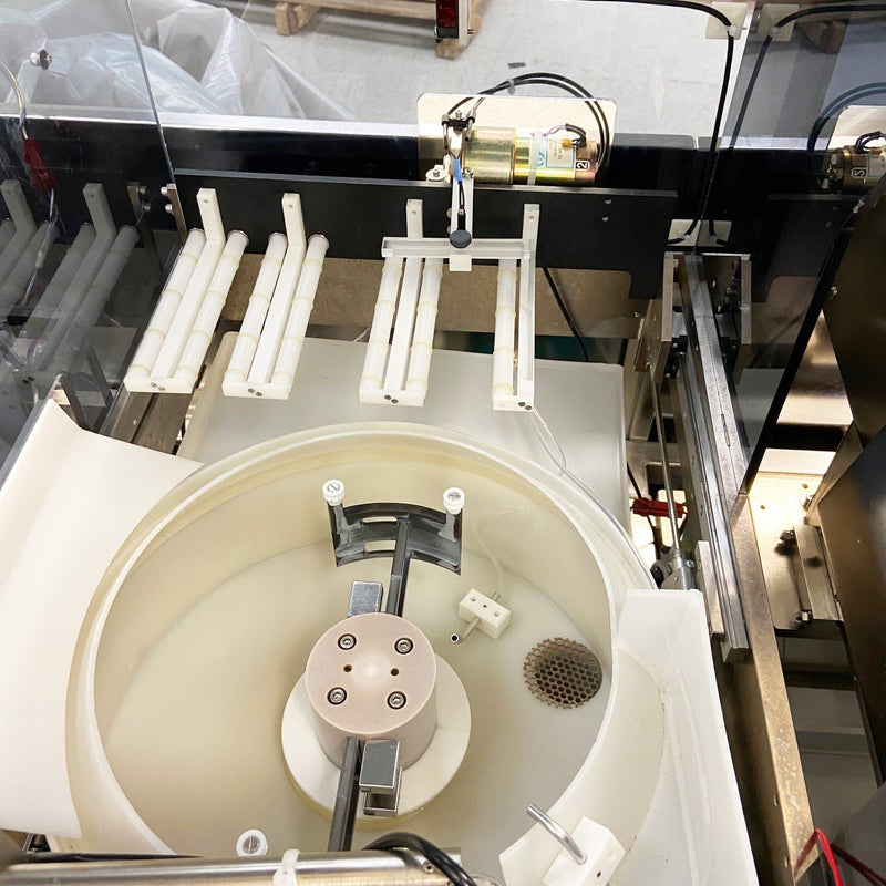 Ontrak DSS 200 Post CMP Scrubber (Chemical Mechanical Polisher)