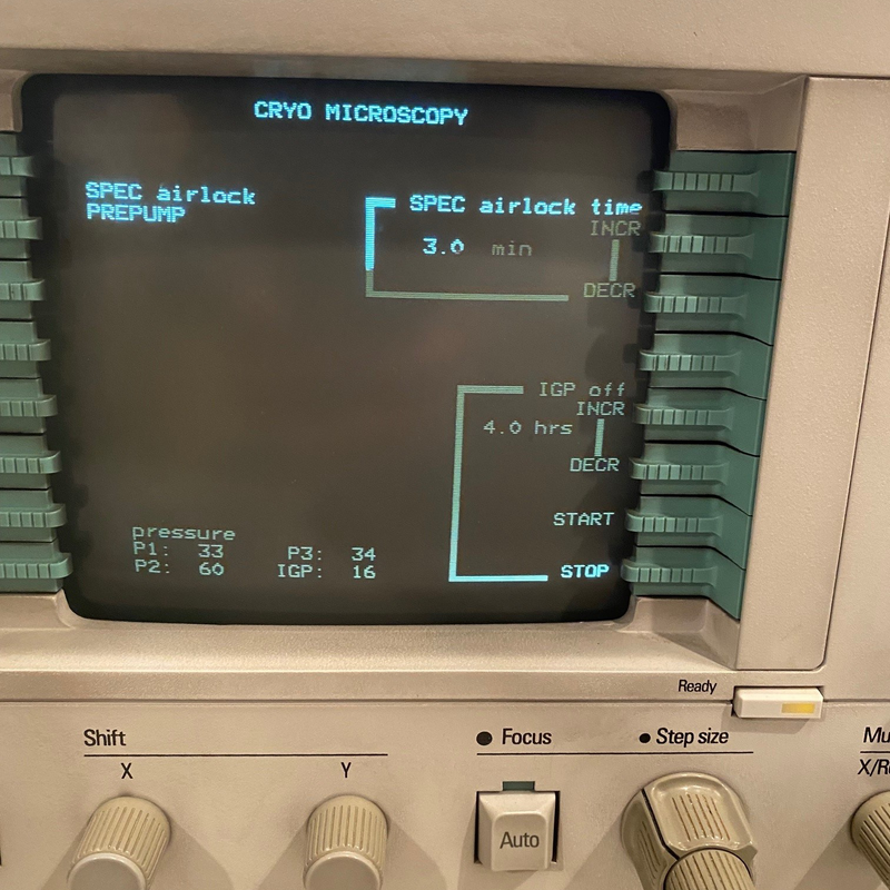 Thermo Fisher Scientific / FEI CM 200 TEM (Transmission Electron Microscope)