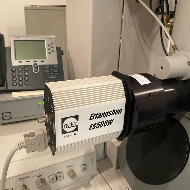 Thermo Fisher Scientific / FEI CM 200 TEM (Transmission Electron Microscope)