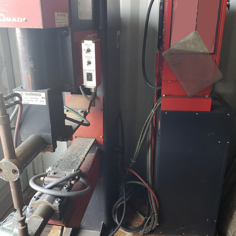 Amada ID 40 ST Spot Welder