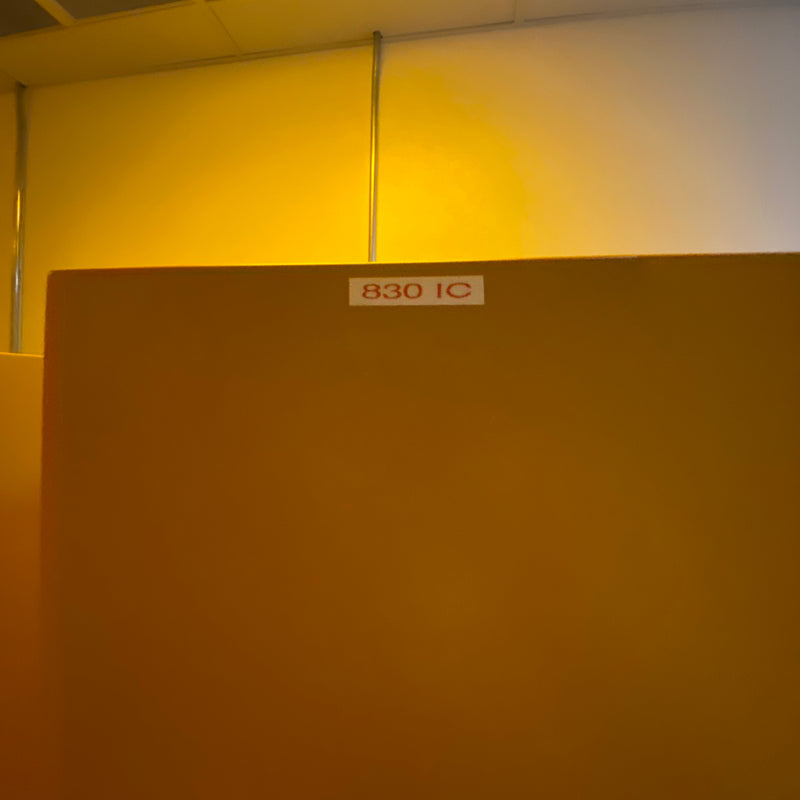 KLA 301 350-4 C 2 Photomask Inspection