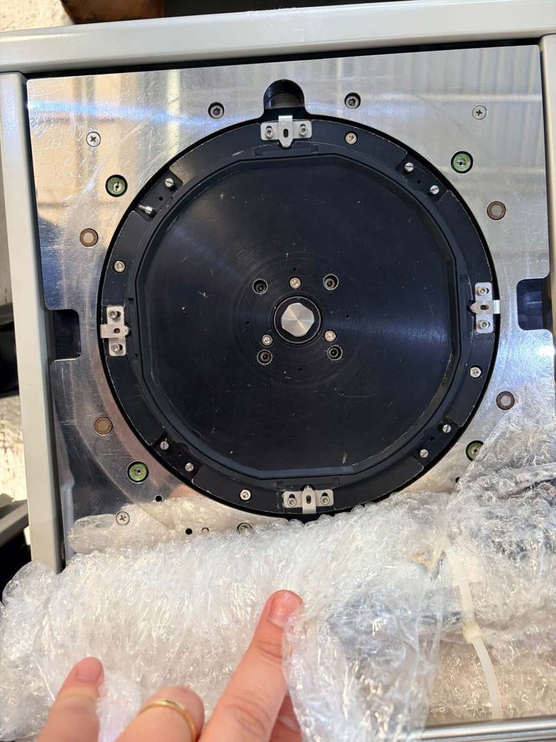 Lintec RAD 2500 M / 8 Wafer Mounter