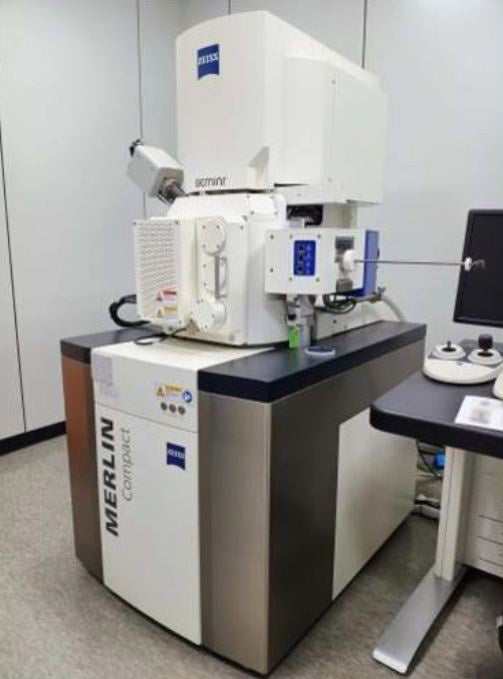 Zeiss Merlin Compact FE-SEM (Field Emission Scanning Electron Microscope)
