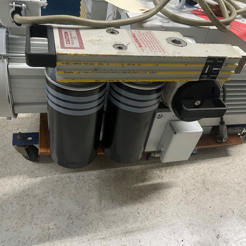 Leybold D 65 BCS Vacuum Pump