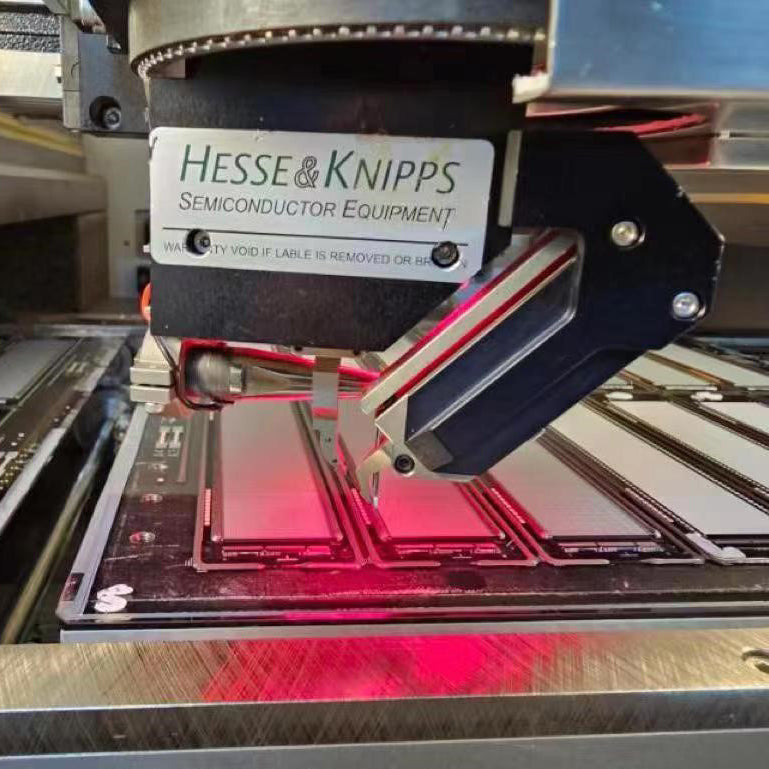 Hesse & Knipps (H&K) BJ 820 Wire Bonder