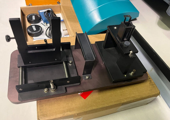 Agilent / Varian Cary 5000 UV-VIS-NIR Spectrophotometer (Ultra Violet Visible Near Infrared)