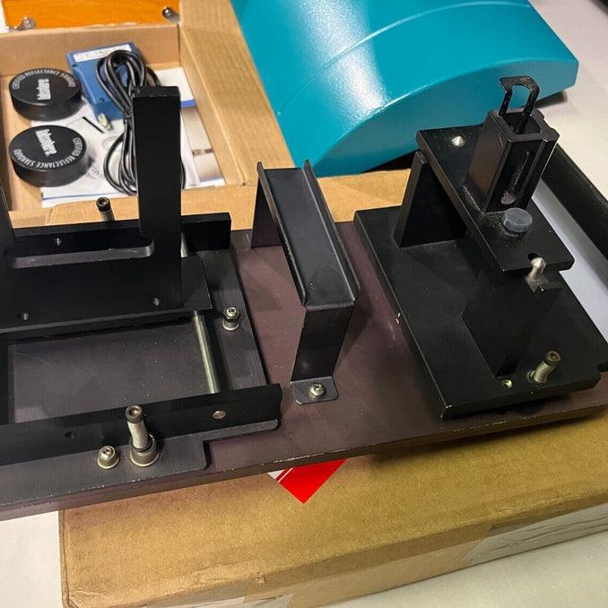 Agilent / Varian Cary 5000 UV-VIS-NIR Spectrophotometer (Ultra Violet Visible Near Infrared)