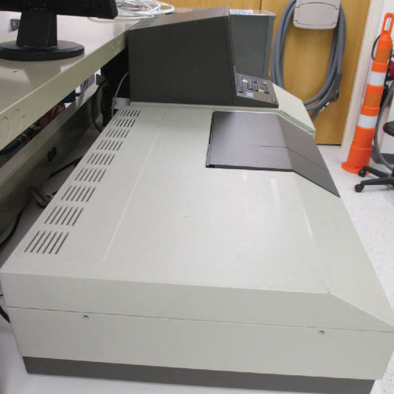 Perkin Elmer Lambda 9 Spectrometer
