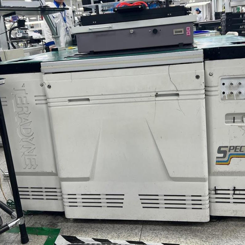 Teradyne Spectrum 8852 Tester