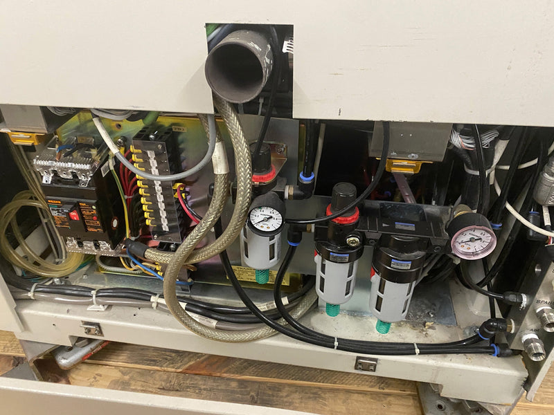 ADT 7500 Dicing Saw
