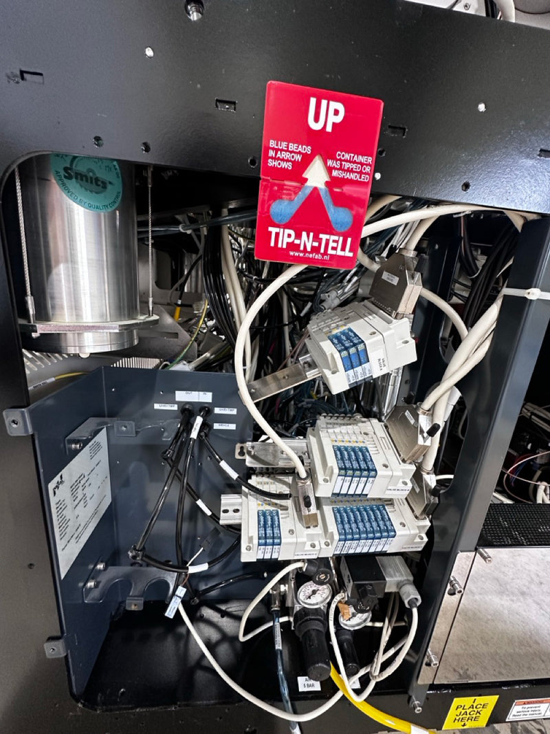 Thermo Fisher Scientific / FEI Helios NanoLab 400 S FIB-SEM (Focused Ion Beam - Scanning Electron Microscope)