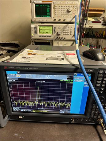 Keysight N 9040 B Signal Analyzer
