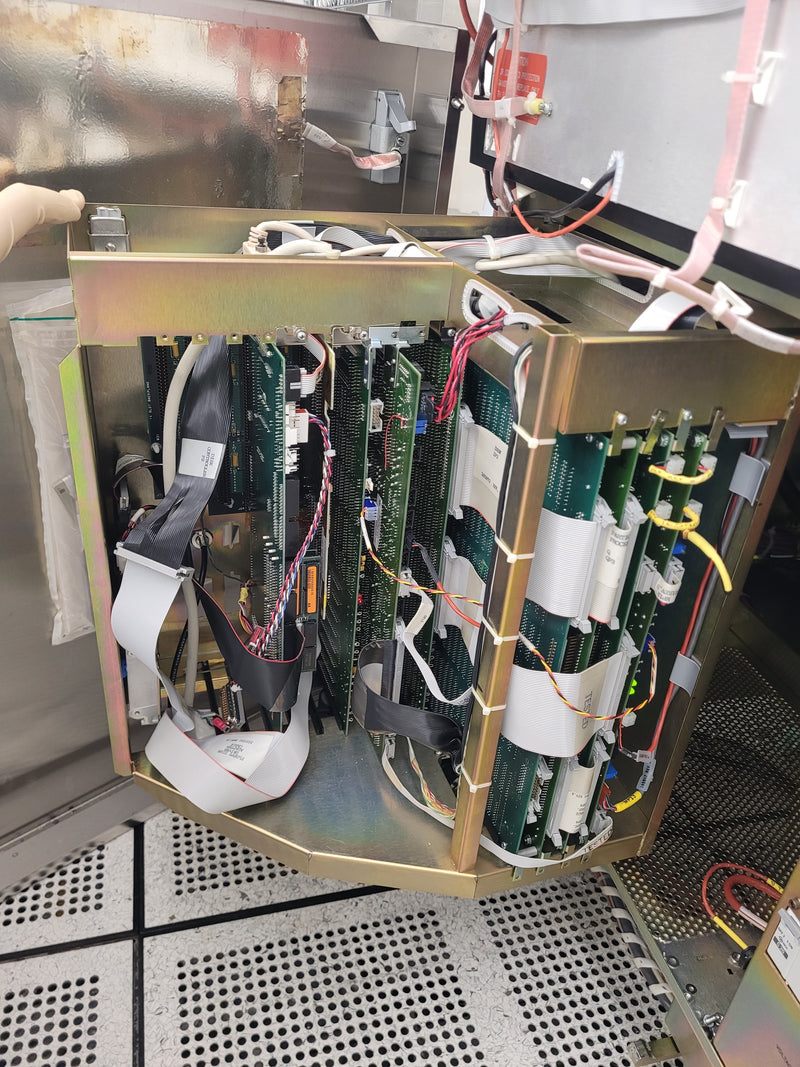 KLA Surfscan 6200 Particle Defect System