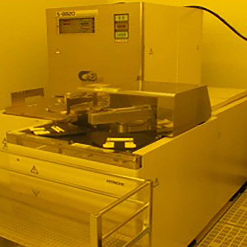 Hitachi S 8820 CD-SEM (Critical Dimension Scanning Electron Microscope)