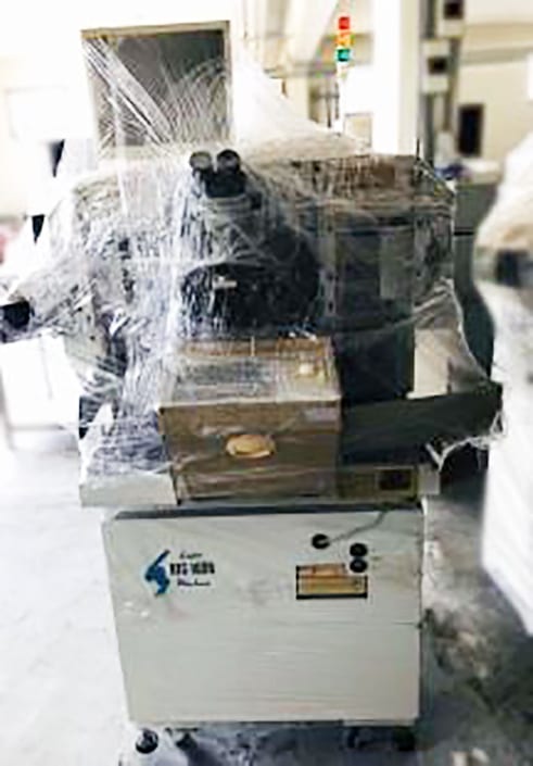 Shinkawa UTC 1000 Super Wire Bonder