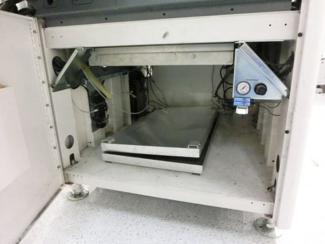 Nordson / Asymtek SL 940 E Automated Fluid Dispenser / Conformal Coating Applicator