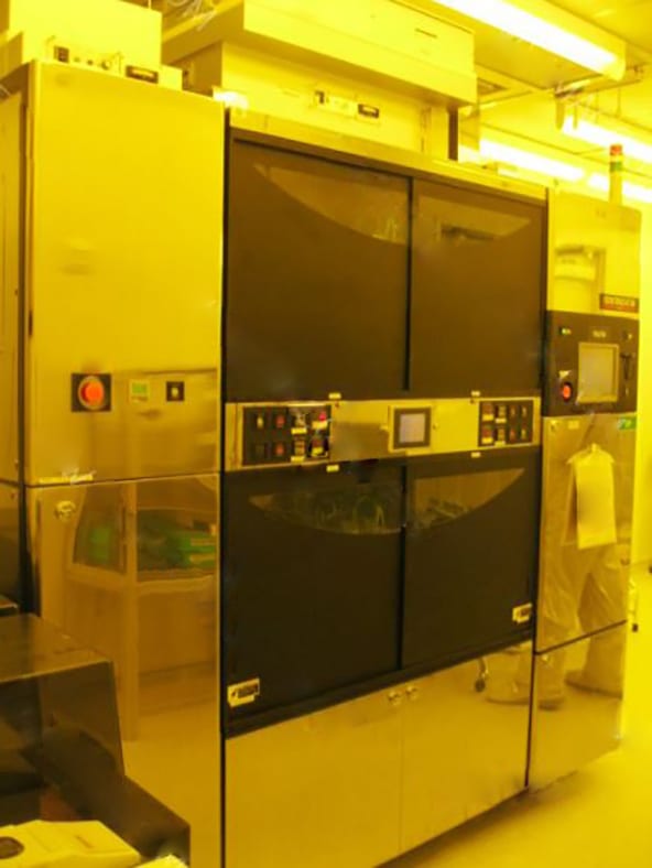 Tel Act 8 Coater / Developer