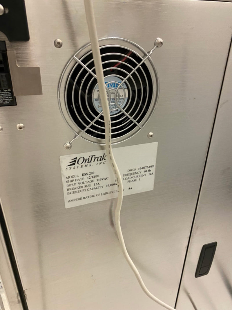 Ontrak DSS 200 Post CMP Scrubber (Chemical Mechanical Polisher)