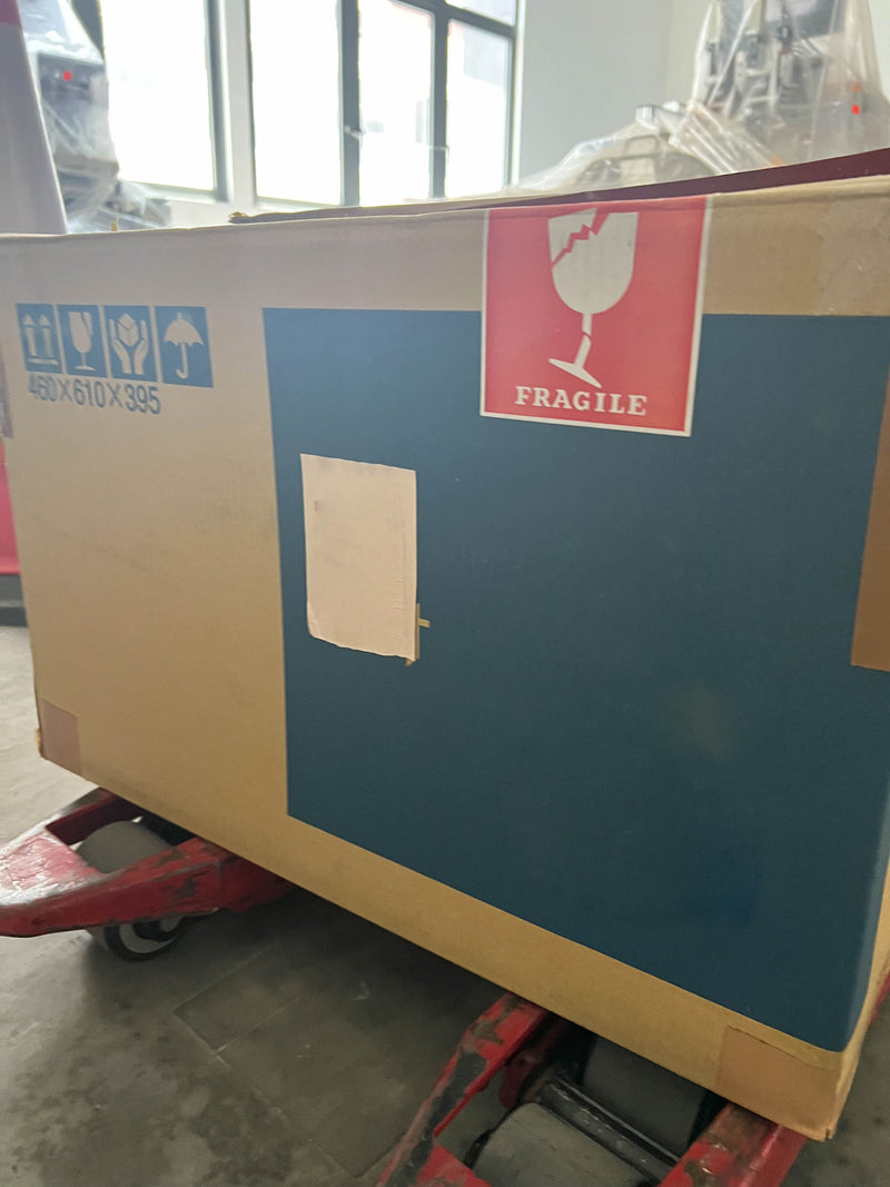 Lintec RAD 2010 M / 12 UV Irradiator