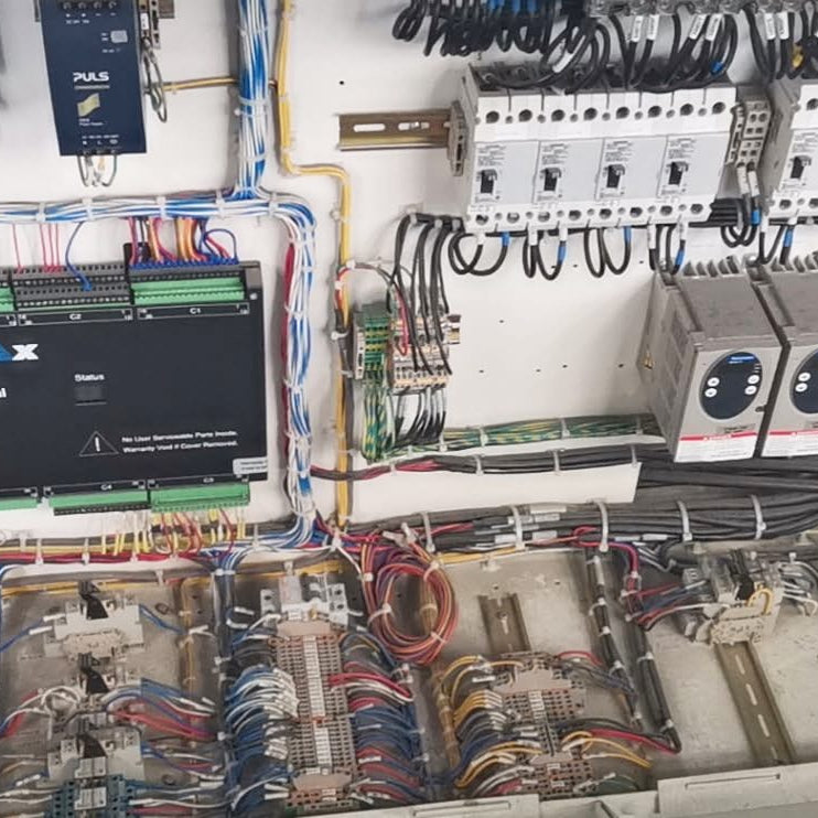 BTU Pyram 98 X Reflow Oven